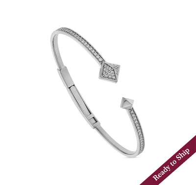 Tetra Apex Shape Round Diamond White Gold Leather Cord Clasp Bracelet