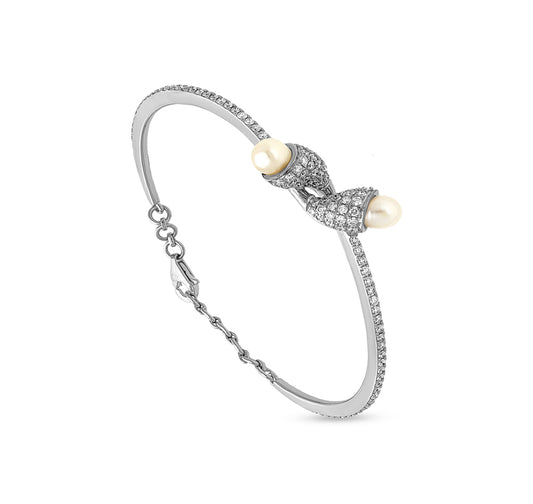 Round Natural Diamond With White Pearl Lobster Clasp Bracelet