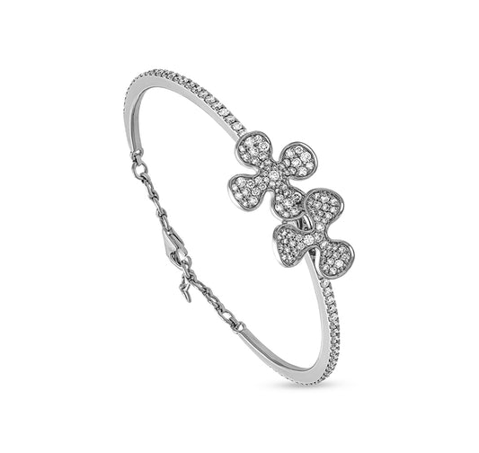 Clover Clubs Shape Round Natural Diamond White Gold Lobster Clasp Bracelet