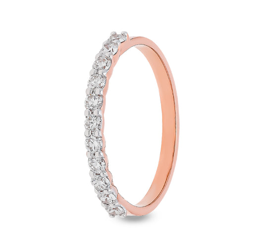 Round Shape Diamond With Prong Set Rose Gold Band