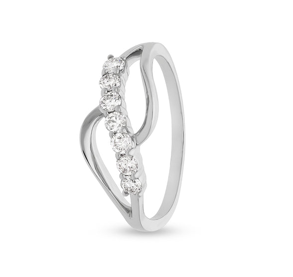 Round Shape Natural Diamond With Prong Setting White Gold Casual Ring