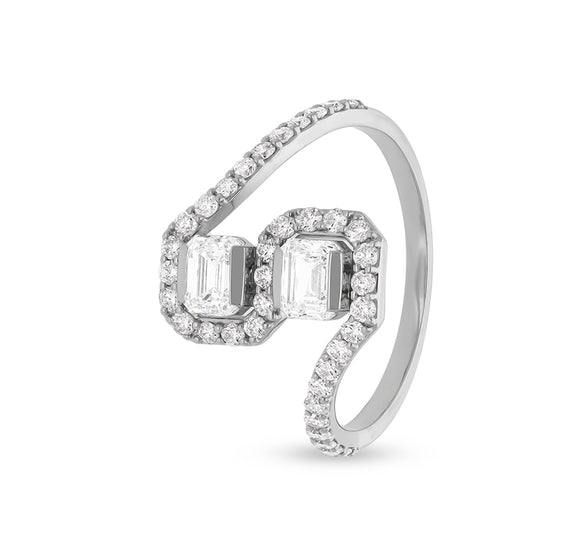 Inverse S-Shape With Emerald and Round Cut Diamond White Gold Casual Ring