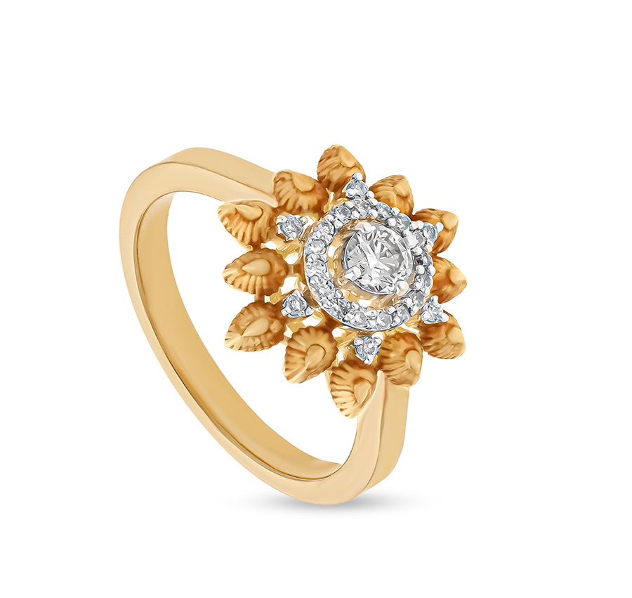 Foliate Floral Round Cut Diamonds Yellow Gold Cocktail Ring