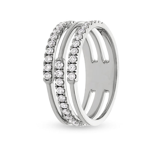 Round Natural Cut Diamond With French Setting White Gold Casual Ring