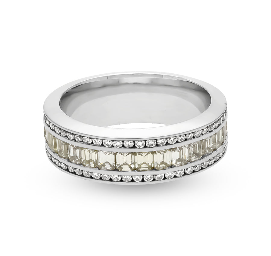 Round And Emerald Natural Diamond White Gold Band