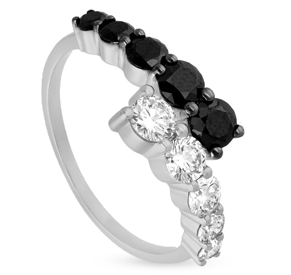 Dazzling White Gold Casual Ring with Round Black and White Diamonds