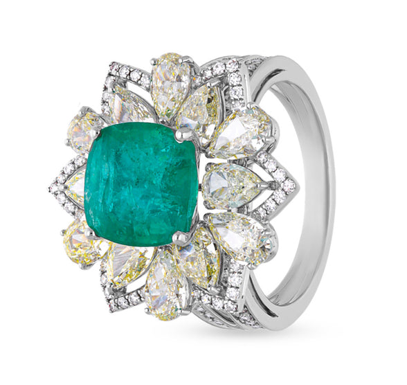 Luxury Green Emerald with Pear Diamond Blossom Design Cocktail Ring