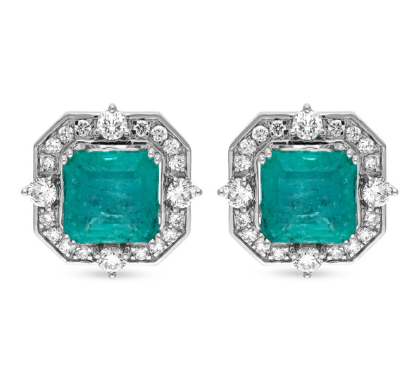 Luxurious White Gold Stud Earrings with Green Princess Gem and Sparkling Diamonds